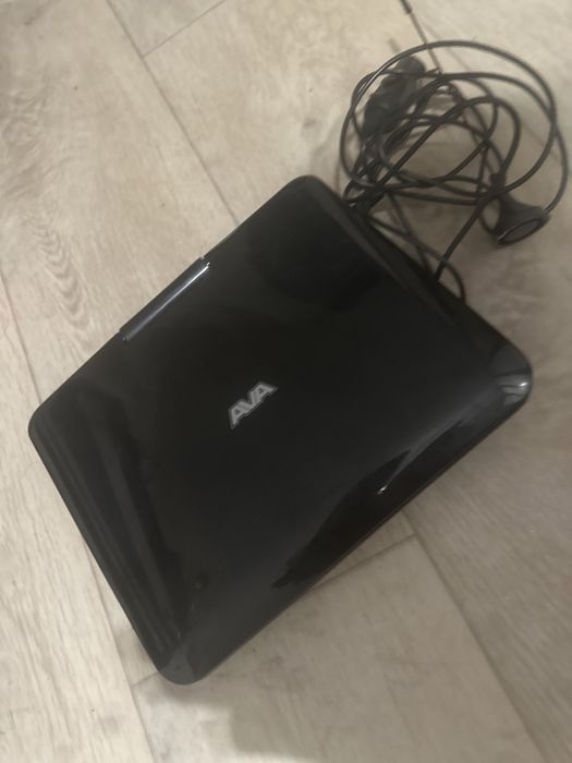 Портативный DVD-плеер AVA PD-204