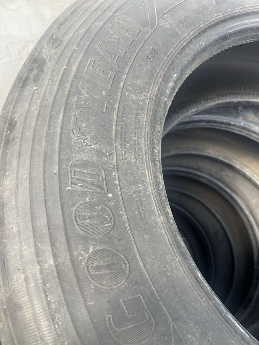 Продам резину 315/70/22,5