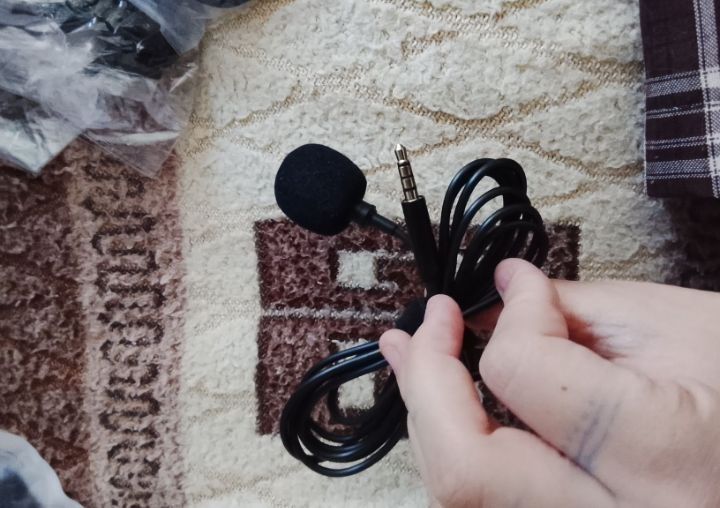 Микрофон для ноутбука телефона и остальной атрибутики