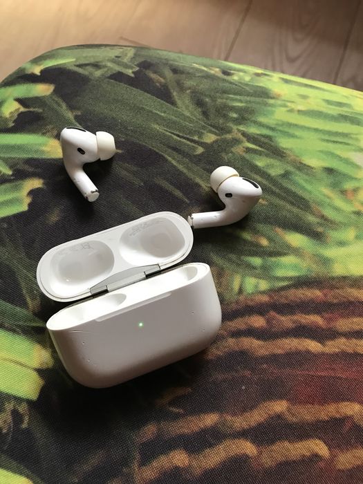 Airpods pro оригинални безжични слушалки