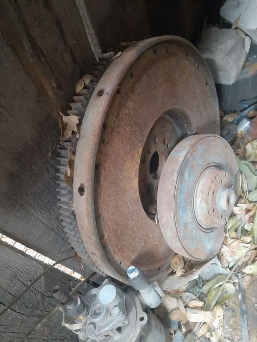 Продам з/ч на Маз