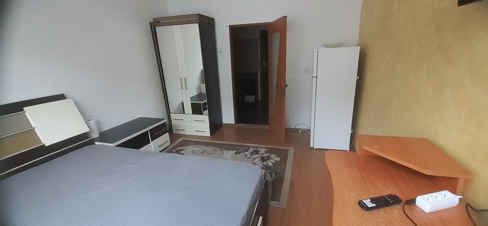 Vând garsonieră sau schimb cu apartament