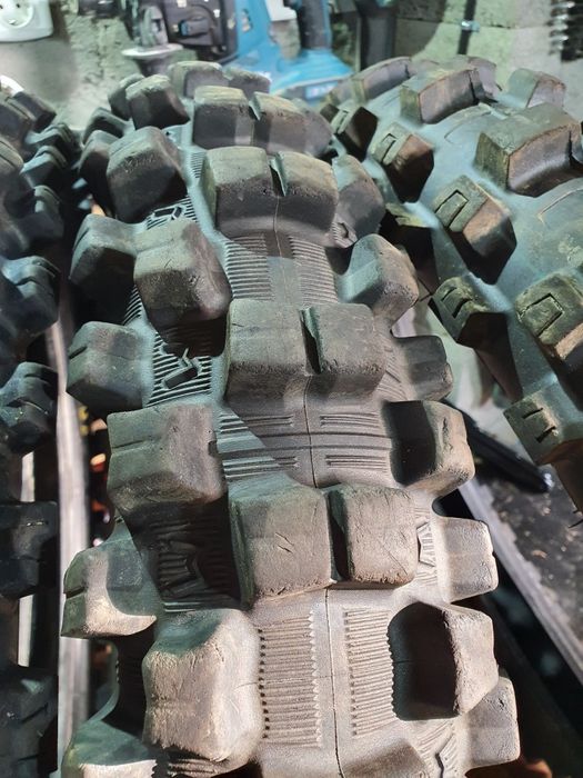 Dunlop 110 90 19 Michelin 110 90 R 19 CA NOI !