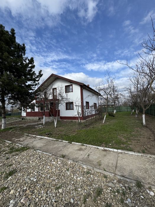 Proprietate cu 4.044 mp teren | Casa + anexe | 40–50 min Bucuresti | Dragoesti | Ialomita
