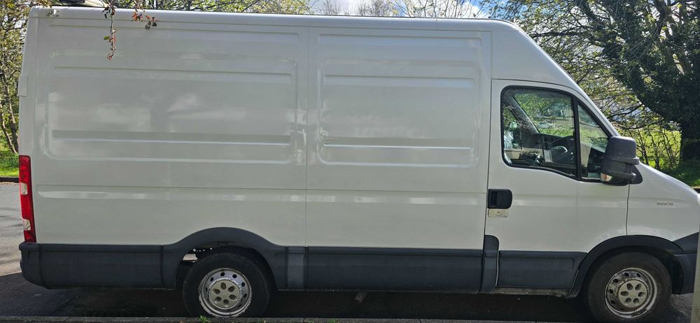 Бус IVECO DAILY 35S13MWB  2015Г.