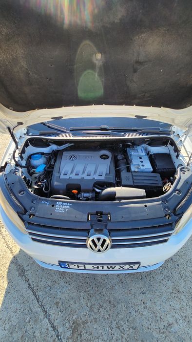 Vand vw Touran 1.6tdi 7 locuri