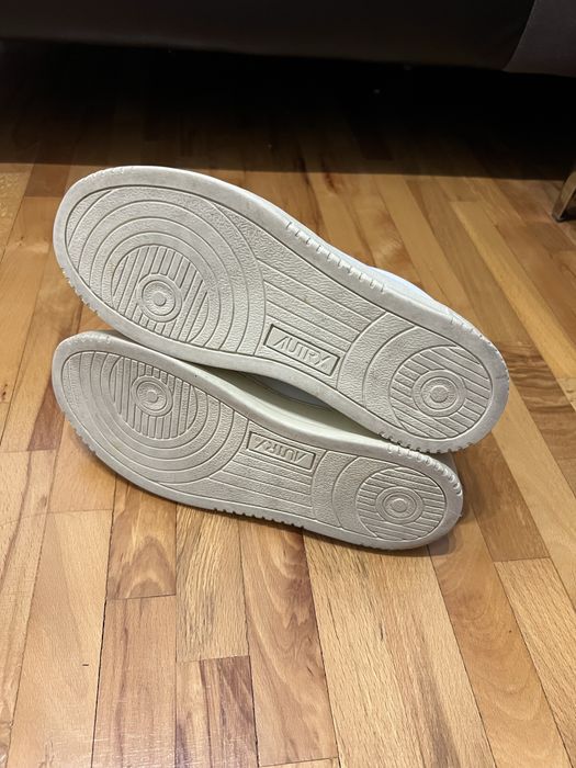 Дамски кецове AUTRY Medalist 38 номер носени