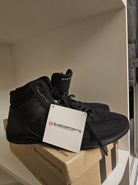 Продается ботинки для становой тяги