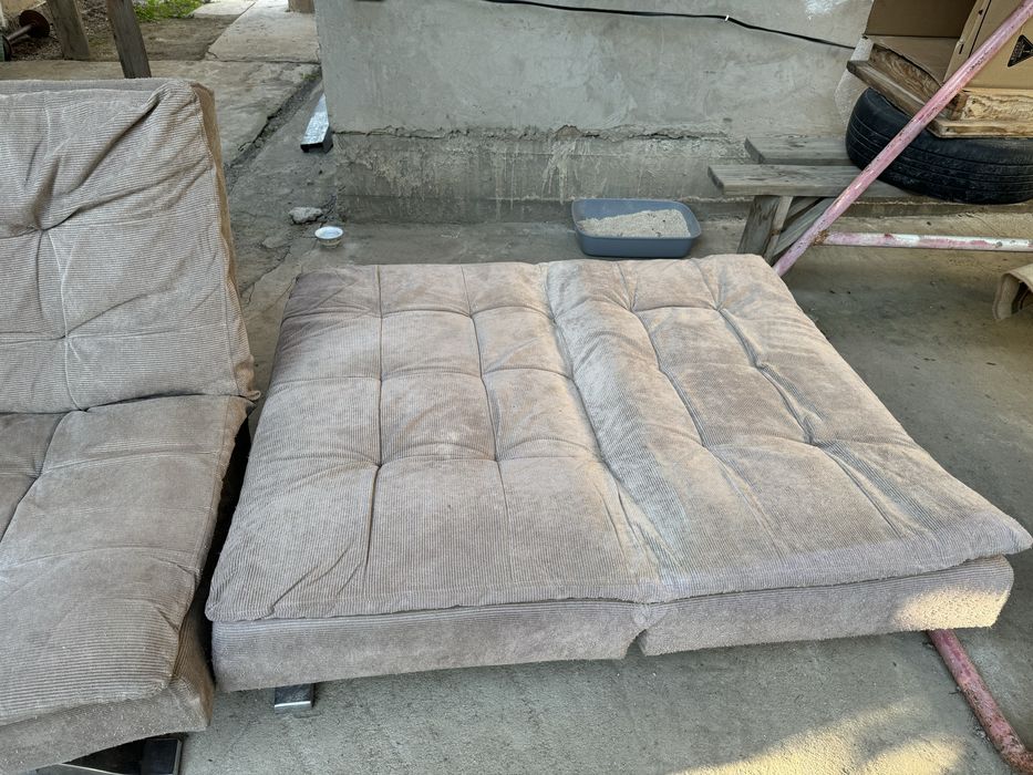 Продам диван с креслами