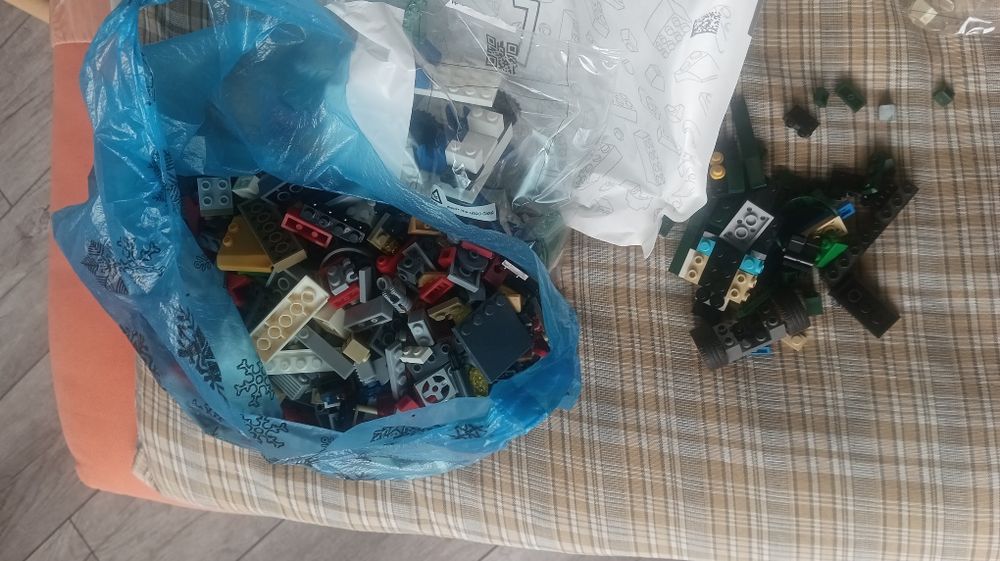 Продам лего детали россыпью