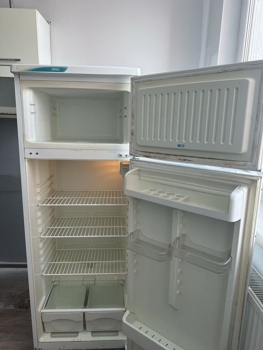 Холодильник рабочий Stinol