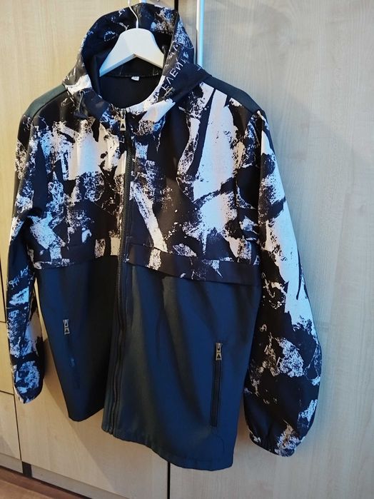 Продам куртку, подростковую на мальчика