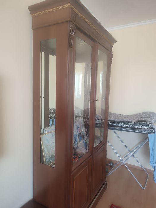 Продам горку стенку шкаф