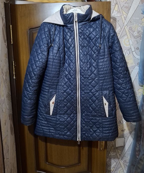 Куртка женская 52-54 в идеальном состоянии