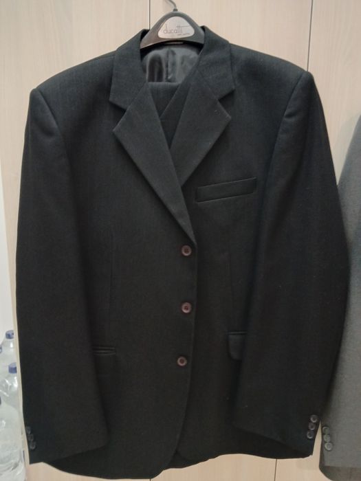 Costum barbatesc mărimea 54