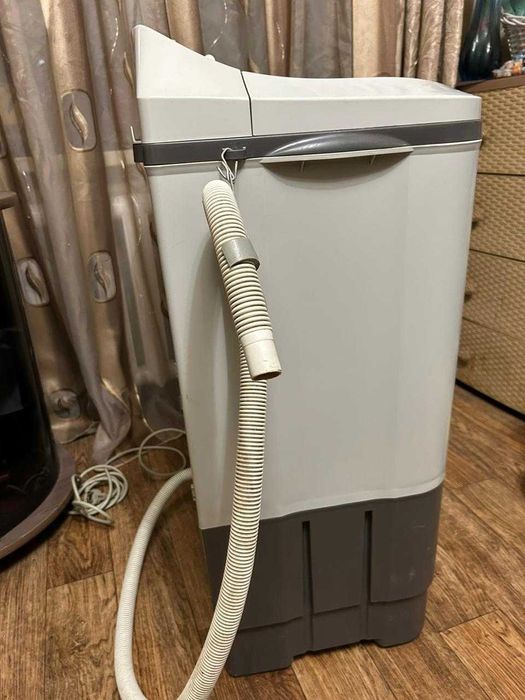 Продам стиральную машинку полуавтомат