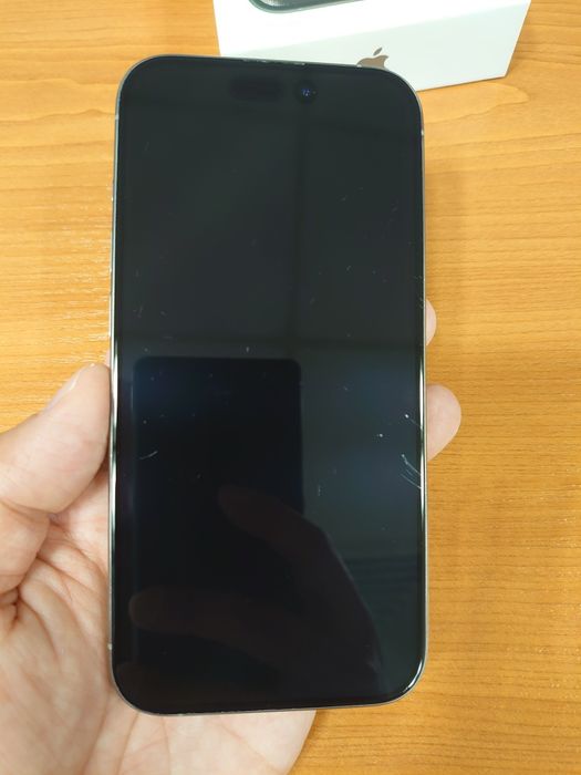 Apple iPhone 15 pro 256 GB Titanium