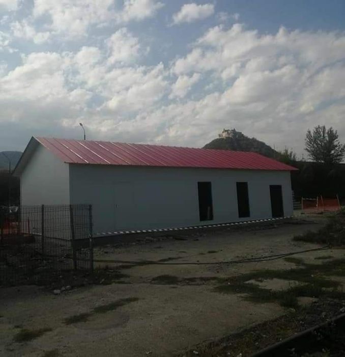 Vand container modular tip casa de locuit din structura metalica învel