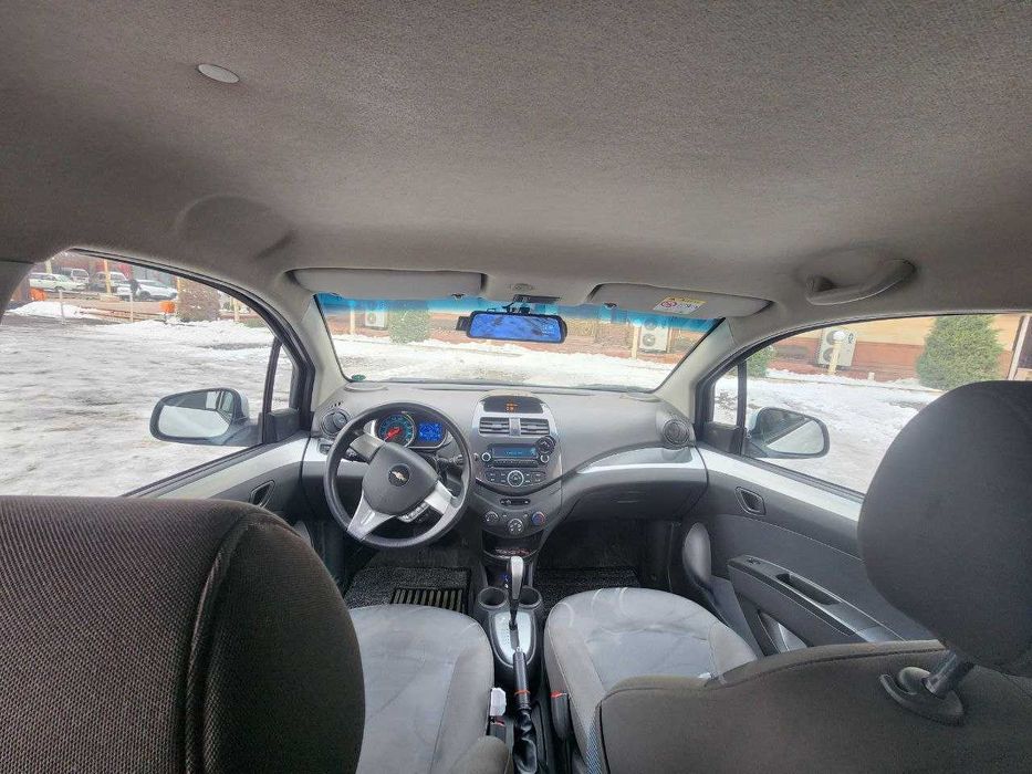 Срочно SPARK LT 2020 a/t сотилади