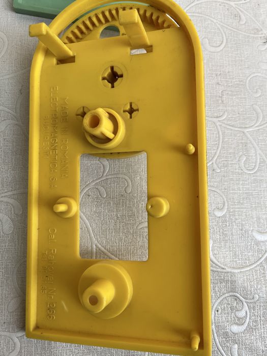 Derulator vechi românesc  casete video film Electromagnetica