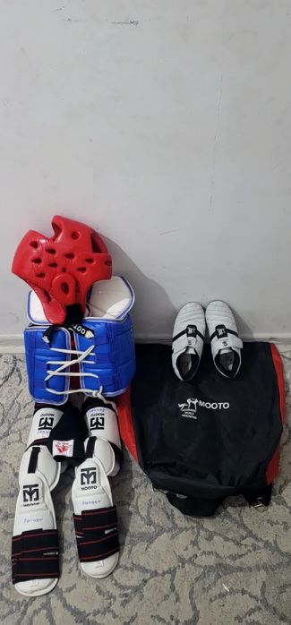 Таеквандо комплект для мальчиков