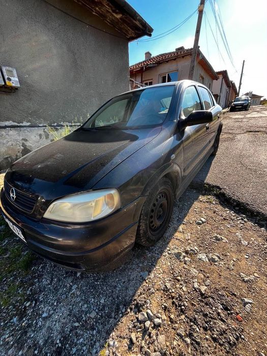 Продавам автомобил Опел Астра г
