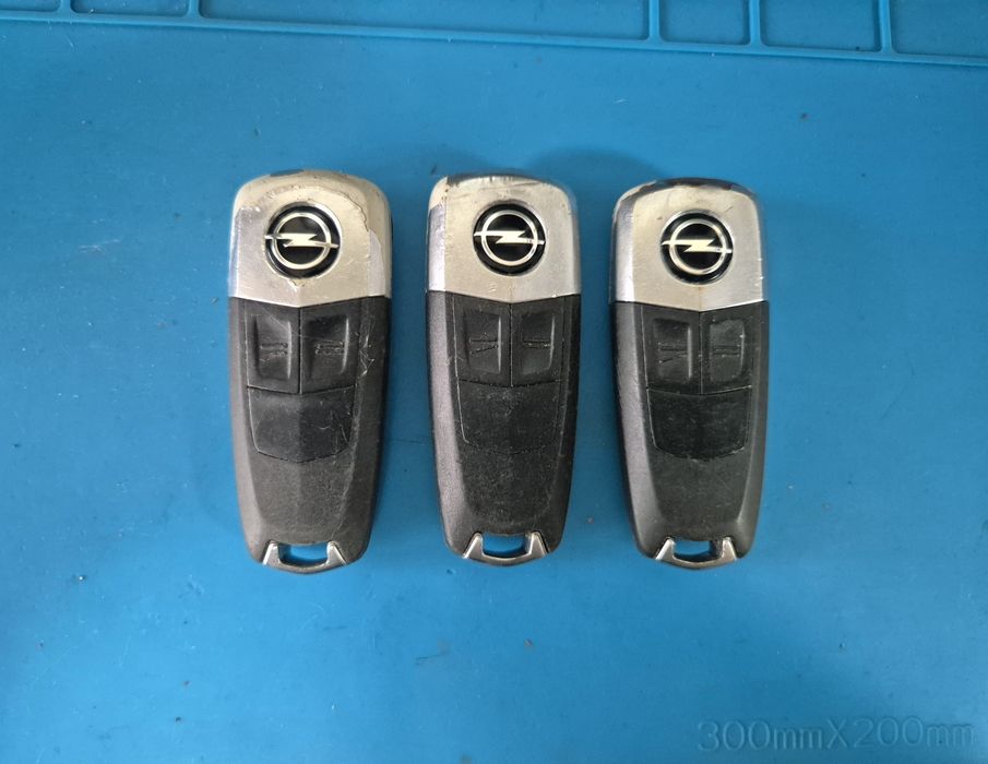 Ключ Opel Astra h и Zafira B smart key