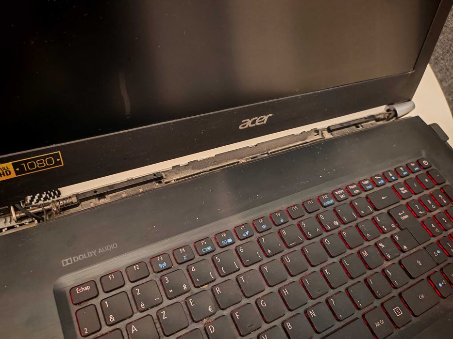 Laptop Gaming Acer VN7-793G 4GB Placa video