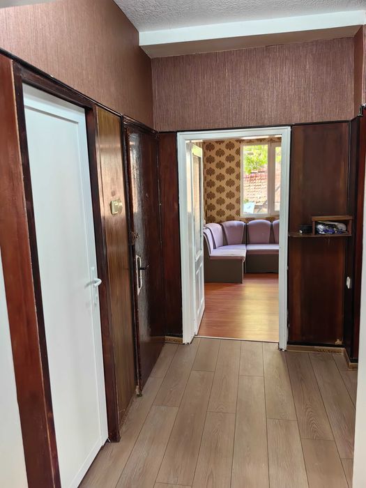 Дава се под наем Етаж от къща в Русе, Родина 1 - 100 кв.м за 357 € - Снимка #6