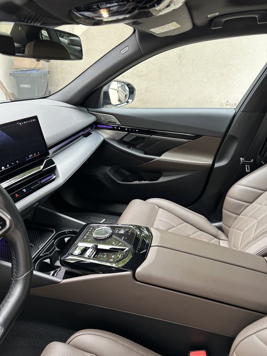 BMW 520 xdrive g60