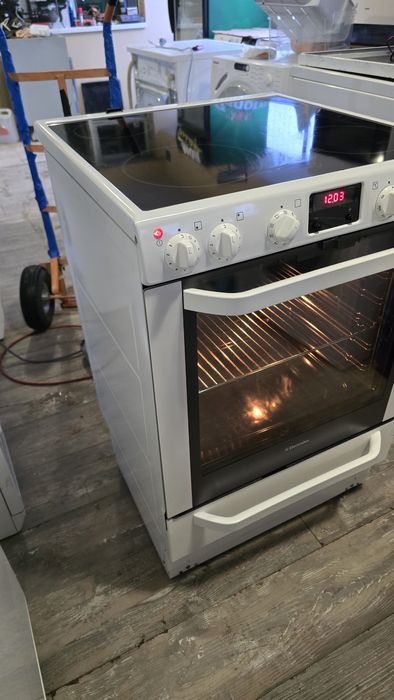 Печка Voss Electrolux