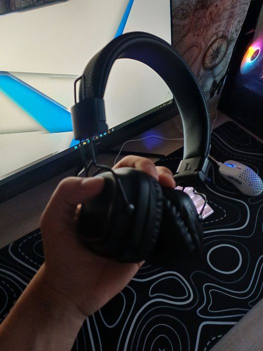 Беспроводные наушники