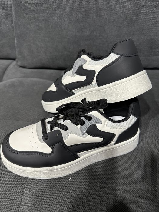 Нови дамски обувки