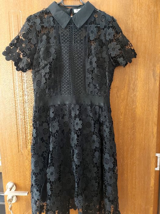 Черна елегантна рокля