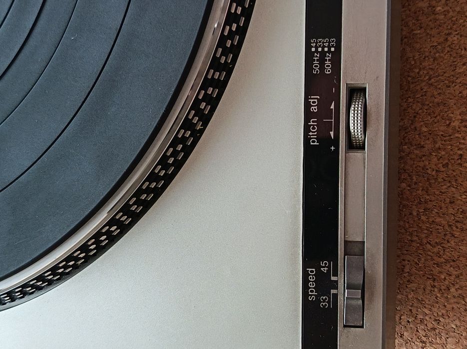 Грамофон Technics Sl-b200