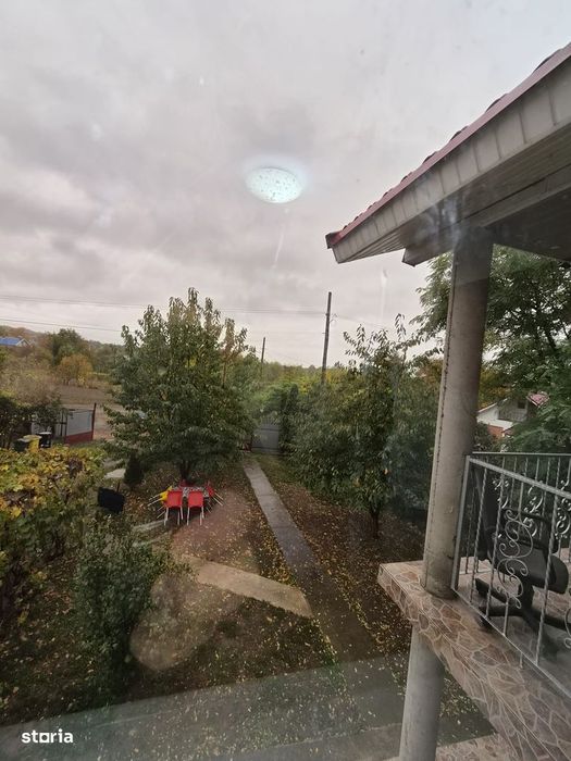 Vila cu 4 camere mobilata in Prajesti Bacau