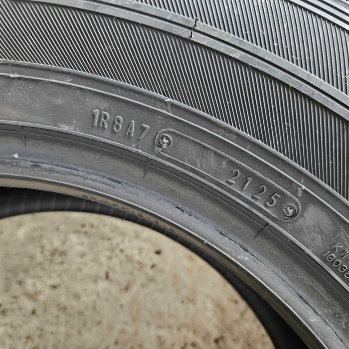 4 Нови зимни бусови гуми 235/65R16C Falken EuroWinter VAN01 121/119R