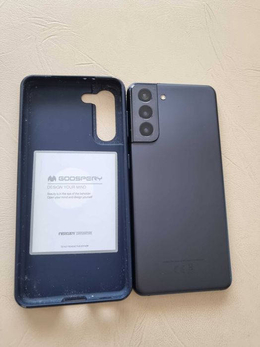 Samsung S21 5G; 128 GB; 8 GB RAM