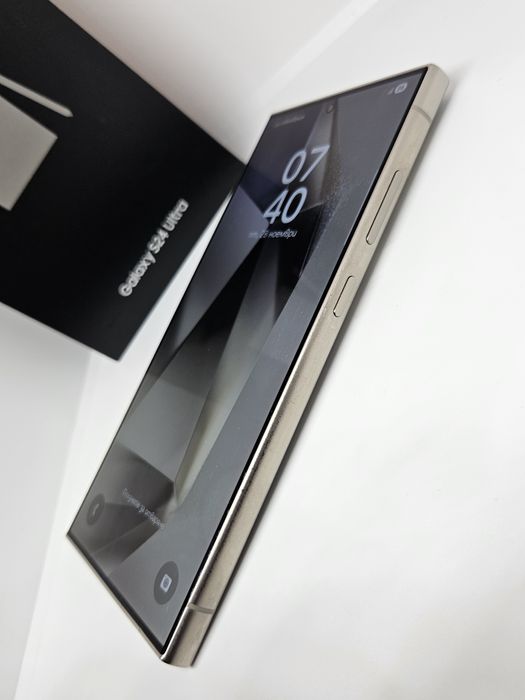 Samsung Galaxy S24 Ulrtra  256Gb/12Ram Titanium Gray