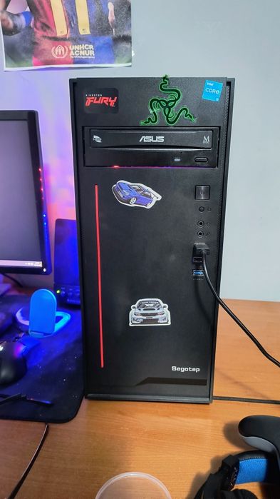 Vand sau schimb PC gaming