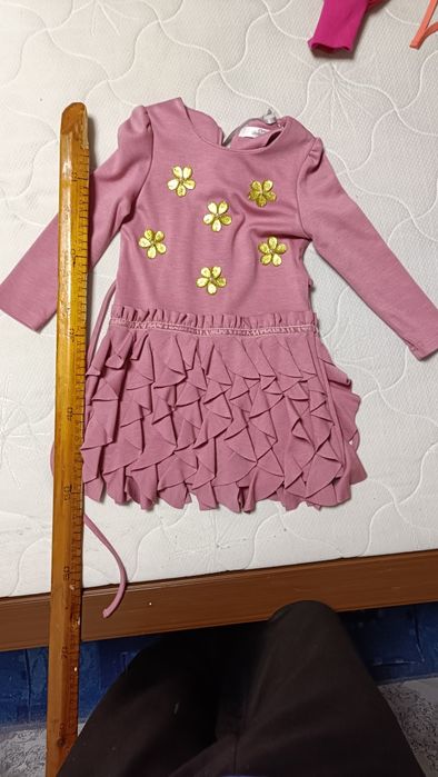 Платья на девочек новые