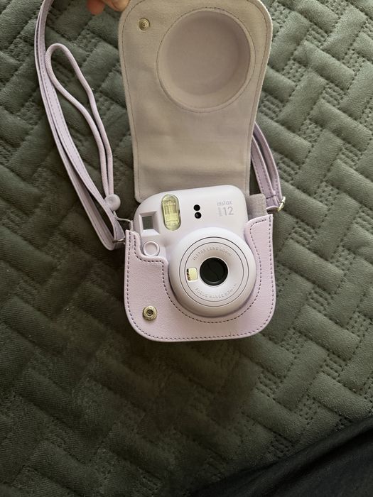 Продам Instax mini 12