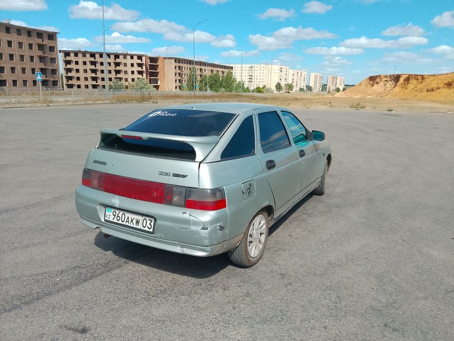 Продам ваз 2112.