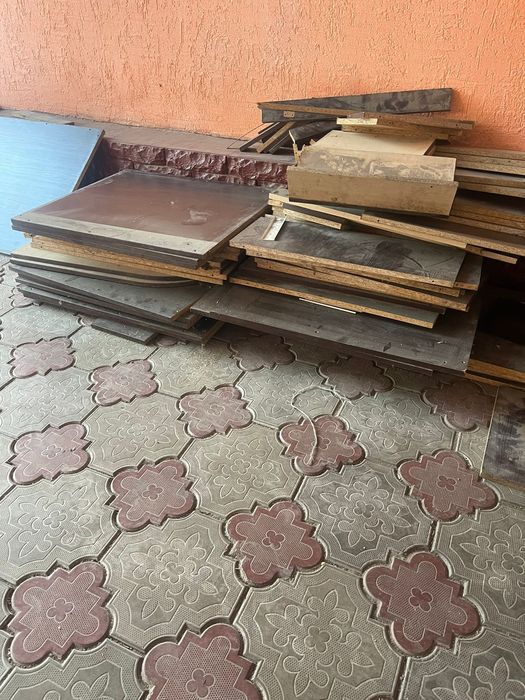 продам компьютерные столы