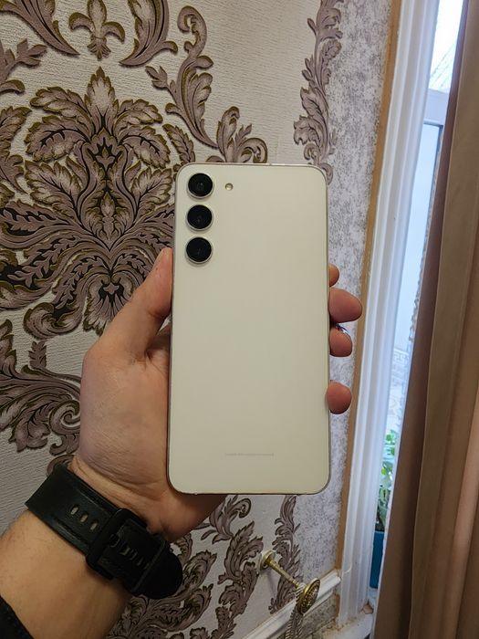 Srochno Samsung S23 Plus 8/256g sotiladi