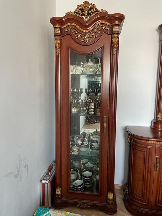 Комплект комод+витрина в гостиную