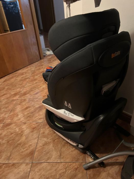 Scaun Auto BeSafe iZi Twist i-Size (Rear-Facing)