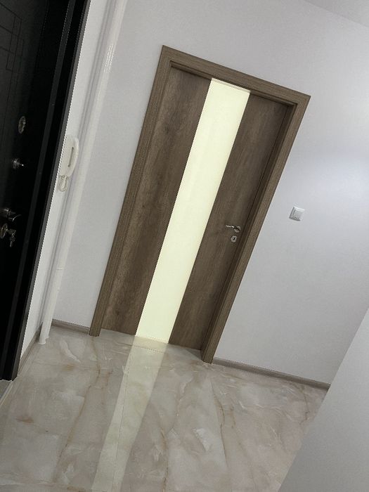 Дава се под наем Тристаен апартамент в Бургас, Славейков - 60 кв.м за 510 € - Снимка #2