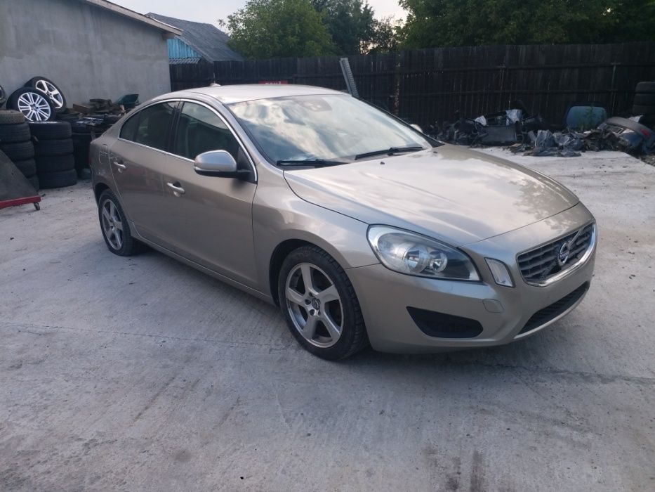 Usi / Portiere Fata + Spate VOLVO S60 An 2000-2017 + Piese sh S60