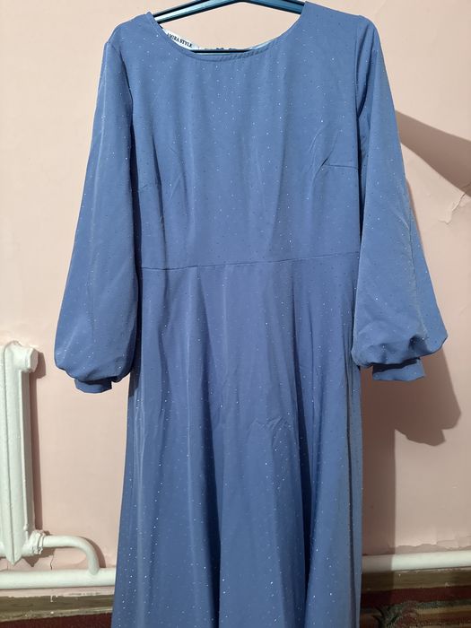 Продам одежду туфли